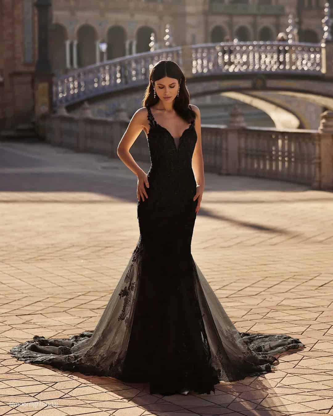 Black Lace Wedding Dresses