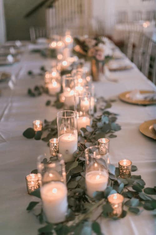 Table decor with lots of lights