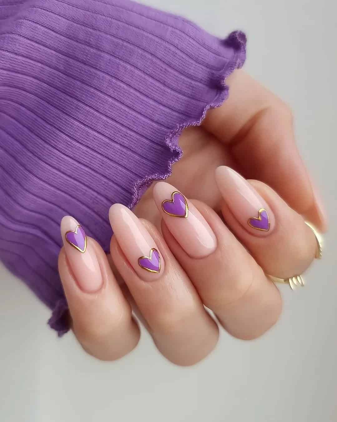 Modern Purple Nails Accents