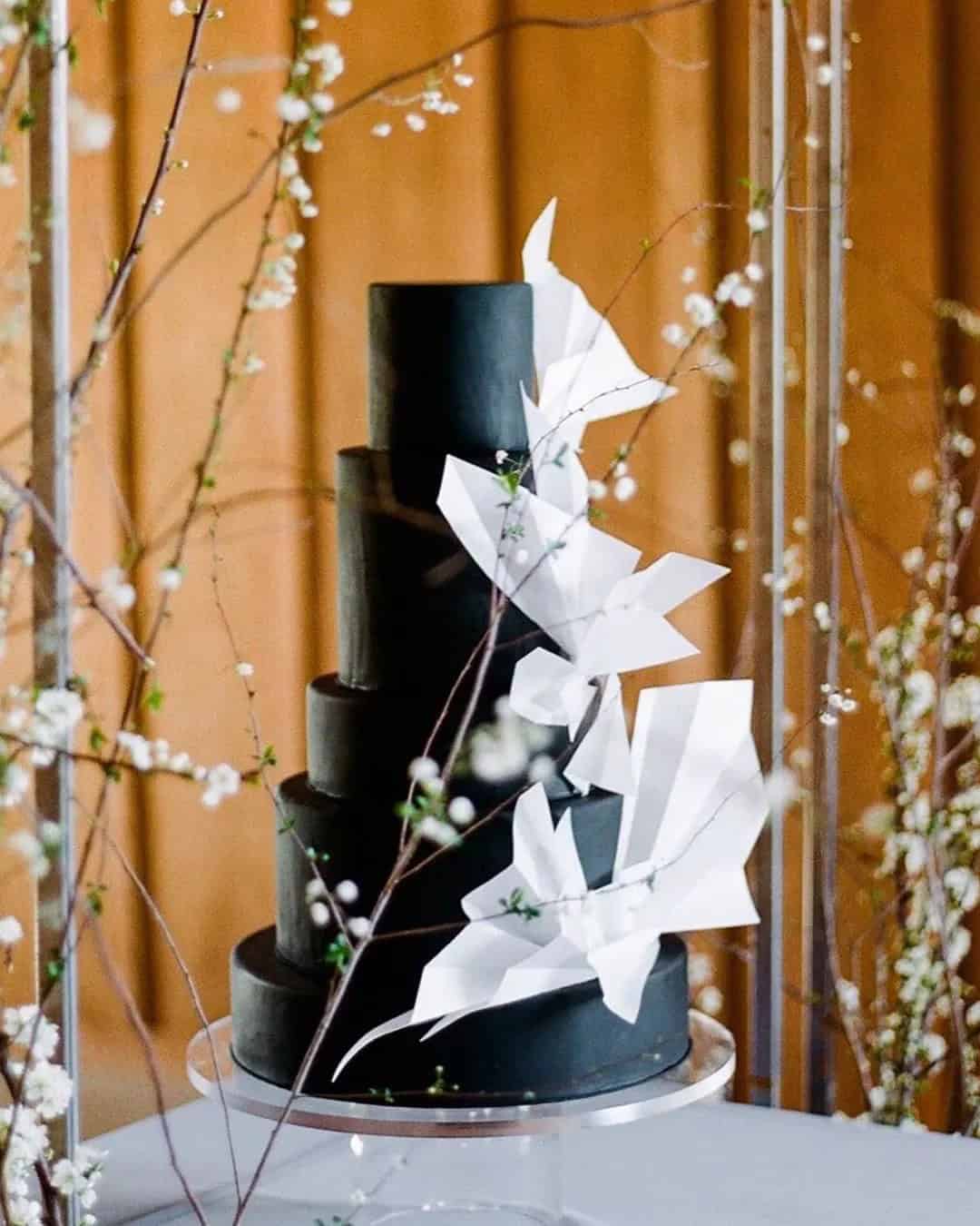 Black and White Wedding Cakes