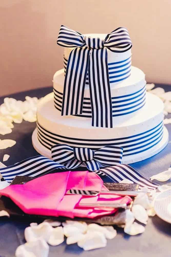 Themed Wedding Cake Ideas