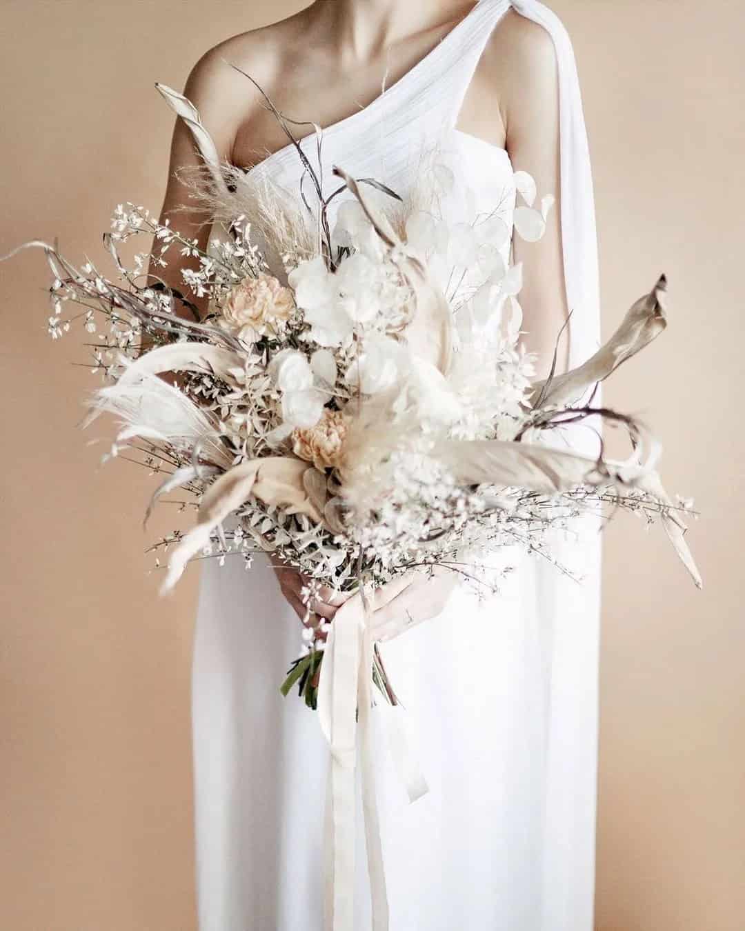 Beautiful White Wedding Bouquets