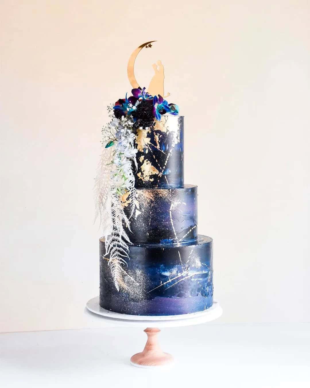 Themed Wedding Cakes