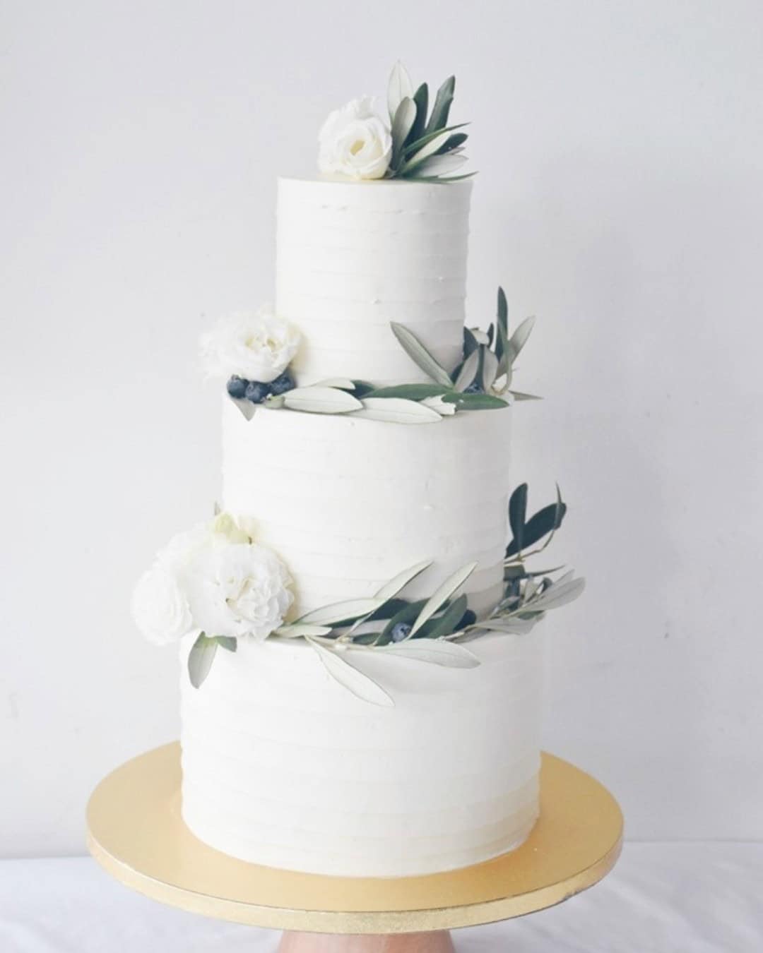 Wedding Cakes With Greens