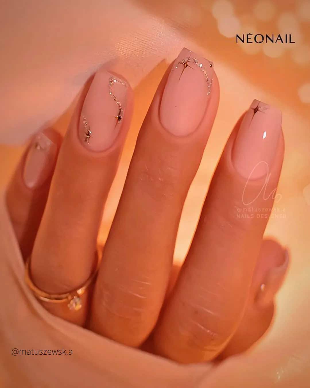 Classy Winter Wedding Nails