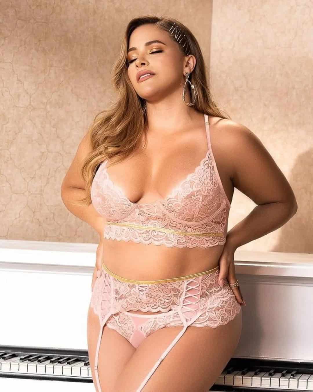 Lingerie For Plus Size Brides