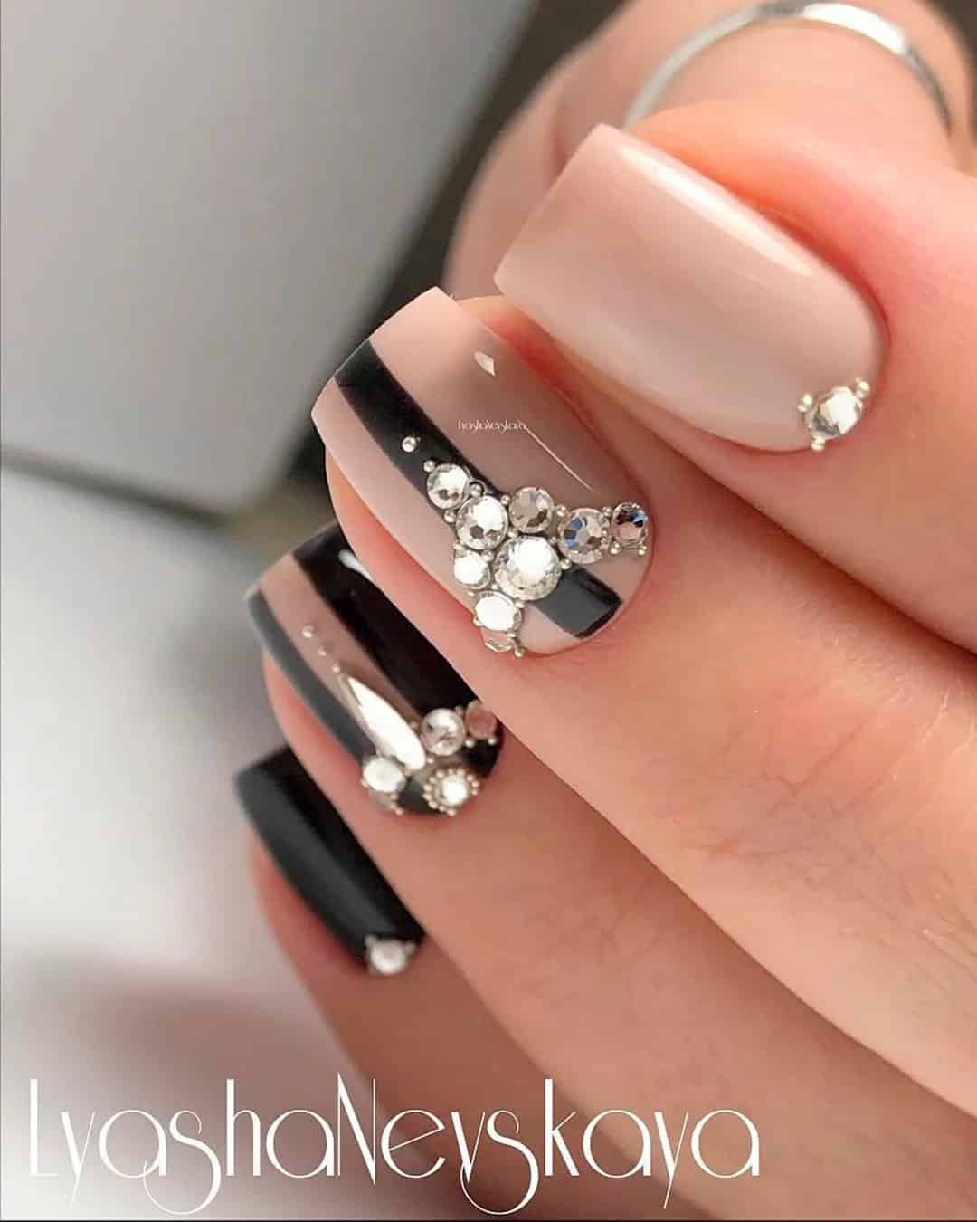 Dark Moody Autumn Bridal Nails