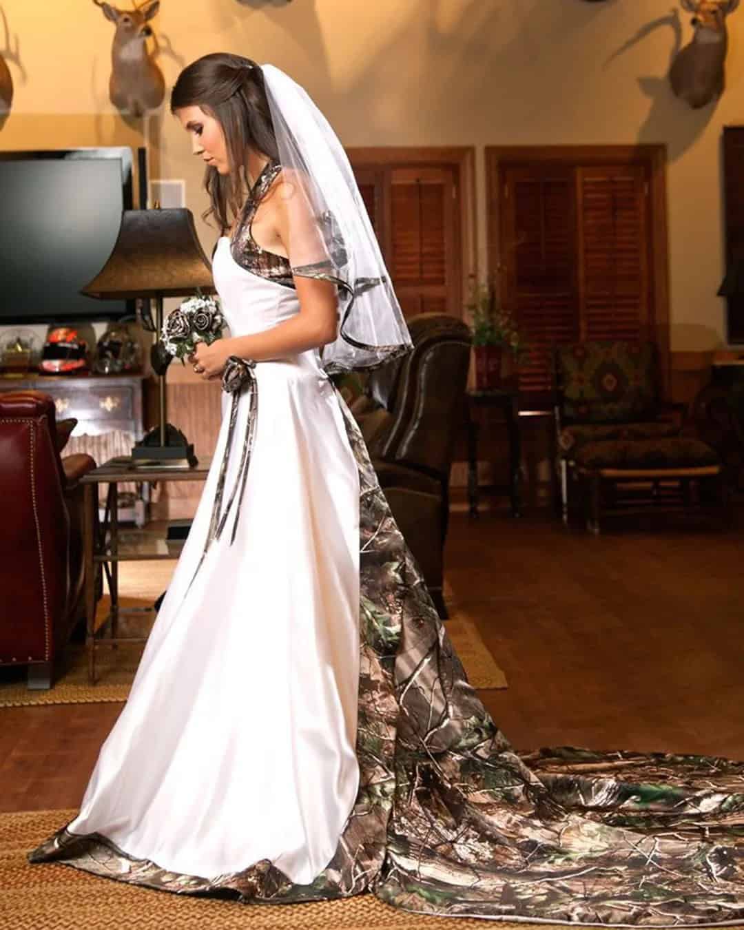 Unusual Wedding Gowns With Camo