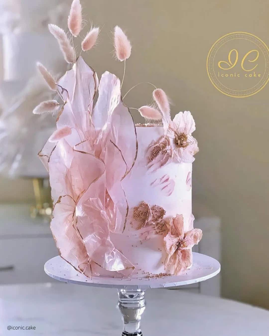 Elegant Wedding Cake Ideas By Iconic Cake