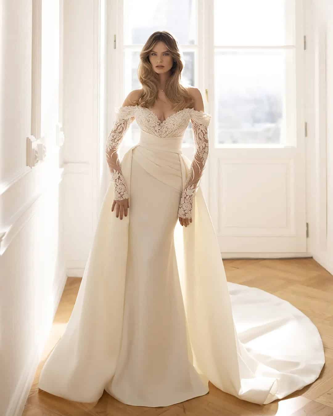 Sheath Wedding Dresses