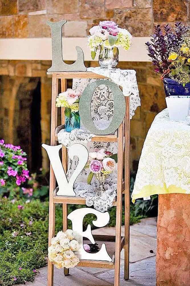 Backdrop in a Shabby Chic Style