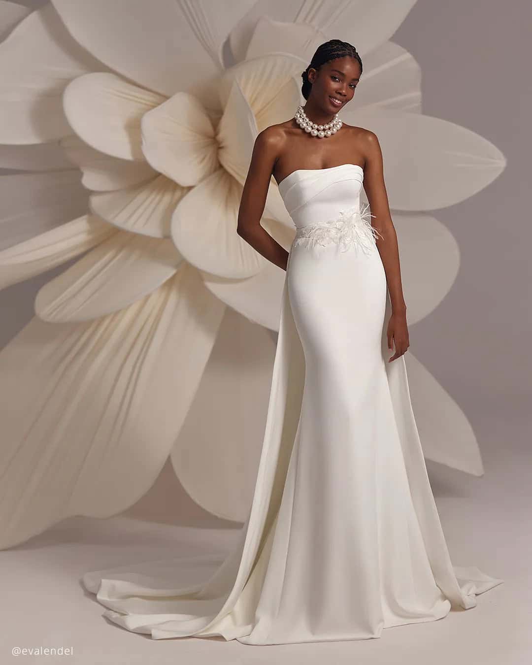 Straight Bridal Gowns