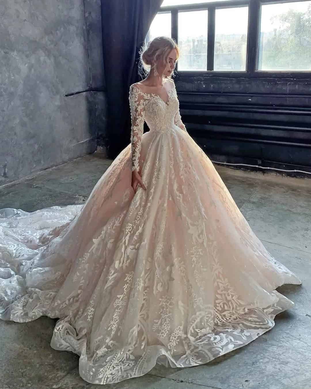 Ball Gown Long Sleeve Wedding Dresses