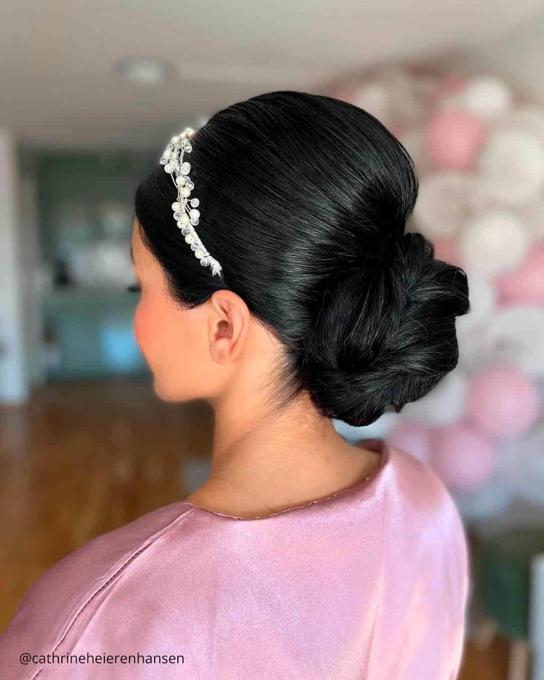 Classical Hair Accessories For Brides