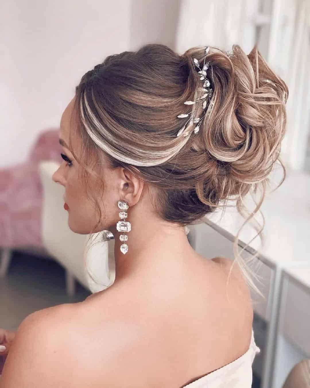 Exquisite High Wedding Updos For Long Hair