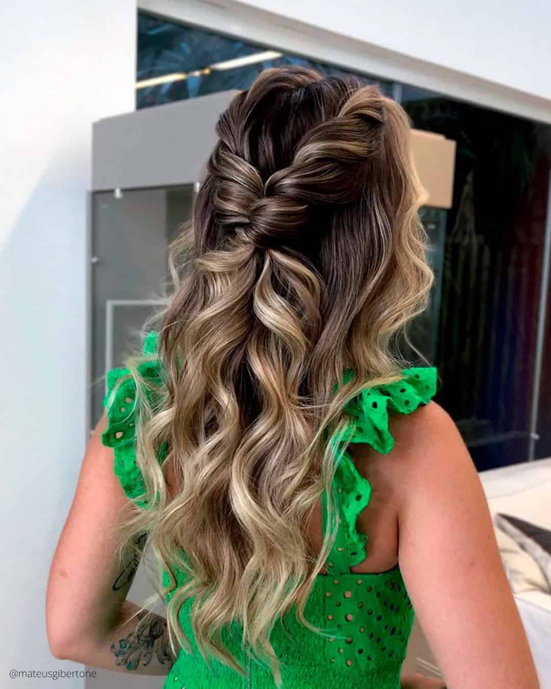 Hairstyles For Wedding Guest