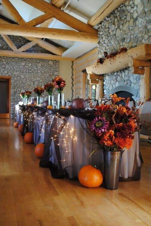 Hold a Halloween-Themed Wedding