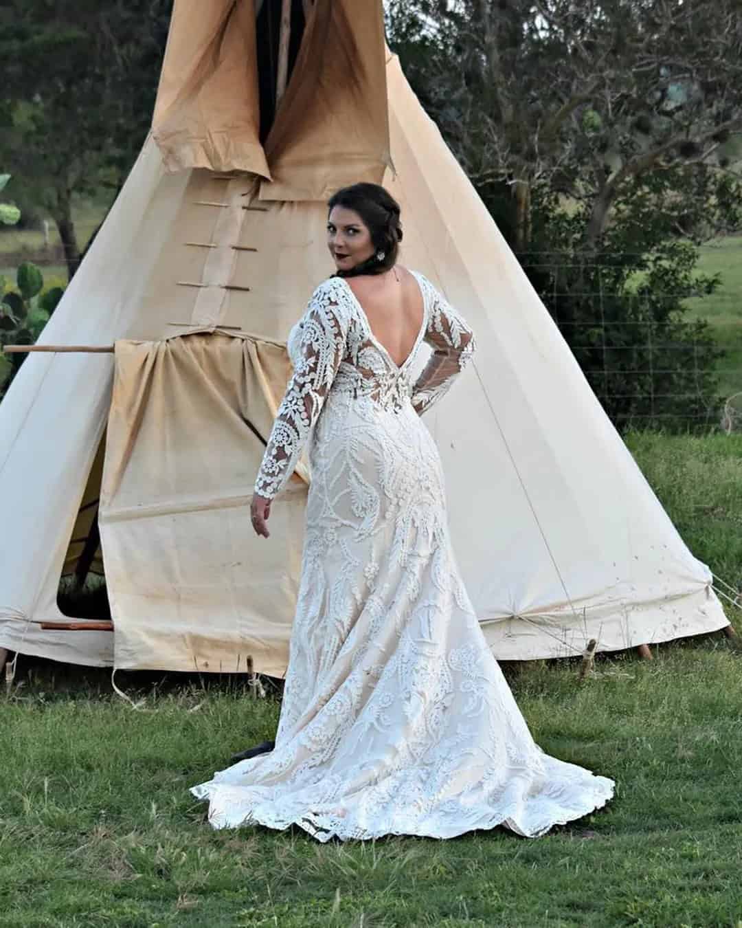 Long Sleeve Wedding Dresses Plus Size