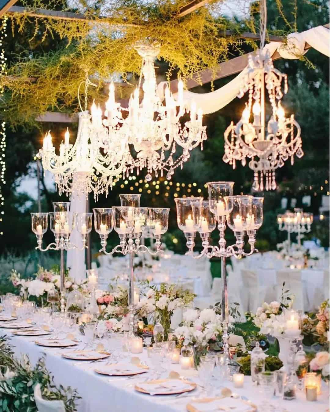 Simple White Wedding Décor With Candles