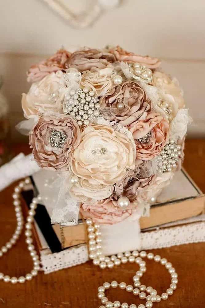 Brooch Wedding Bouquets With Pearls