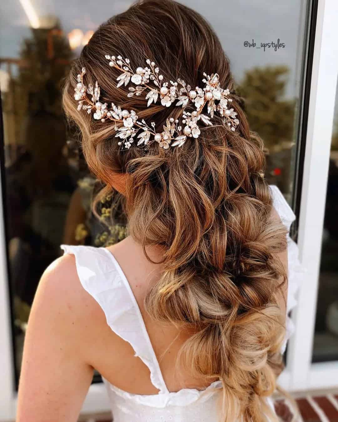 Curly Wedding Hairstyles For Summer