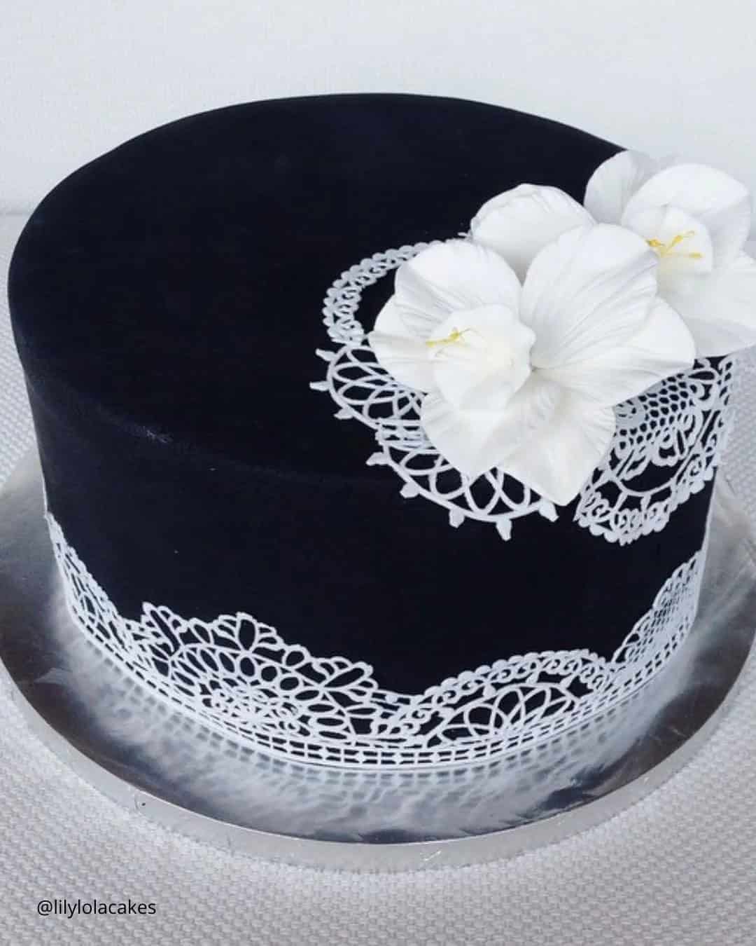 Small Black And White Cake Ideas