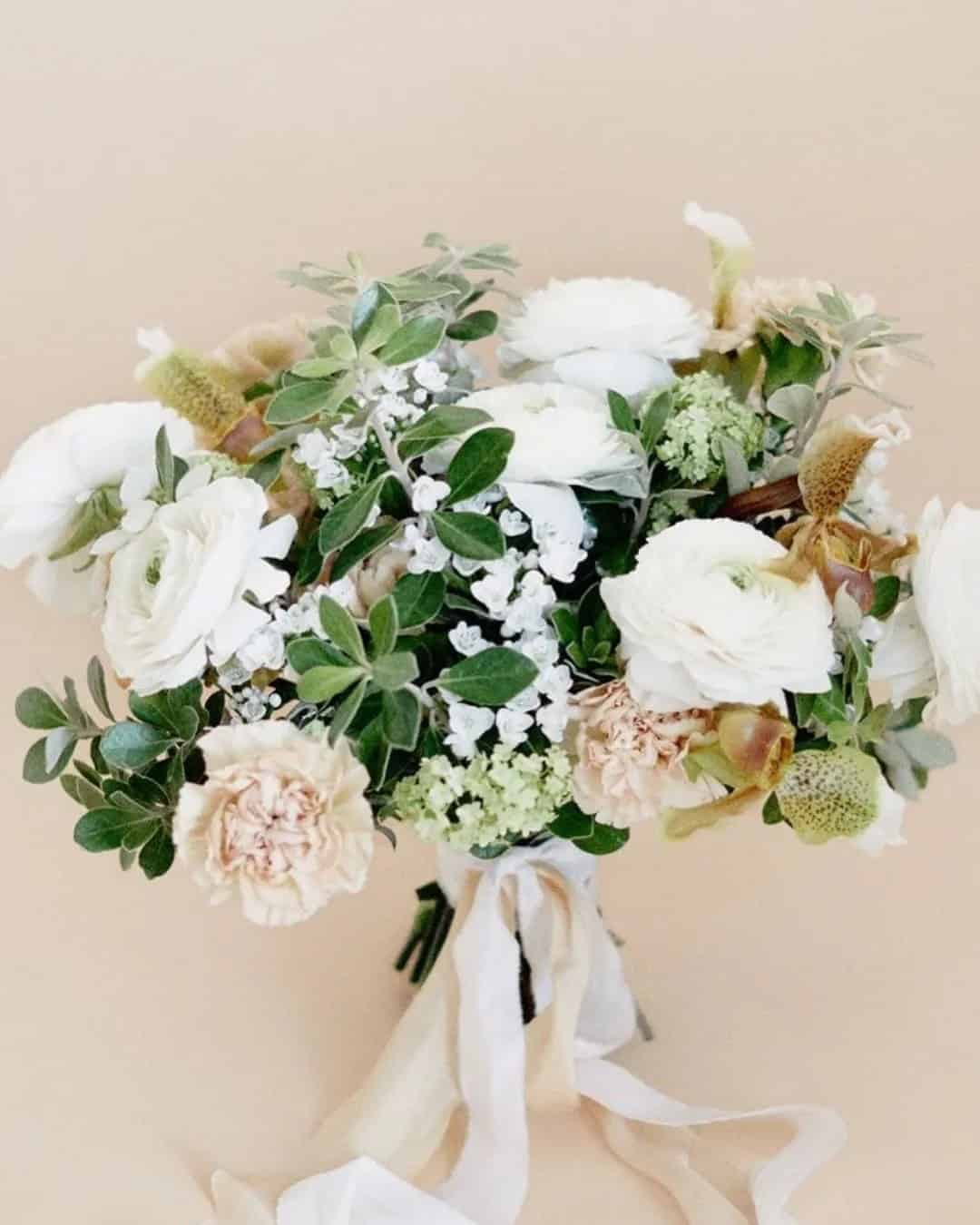 Winter Bouquets for a Fabulous Wedding