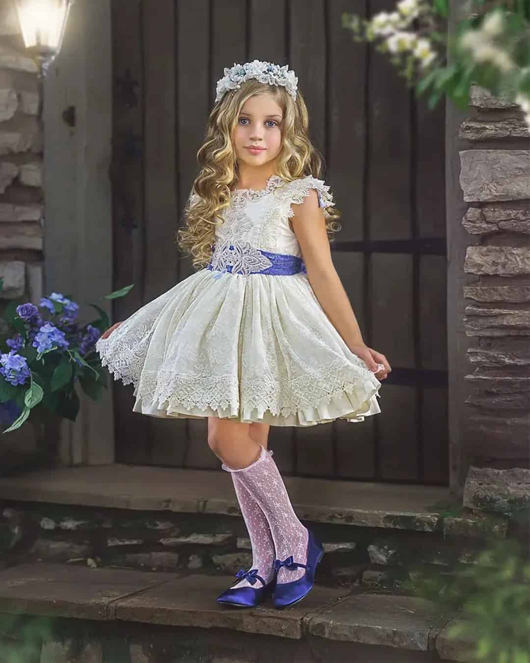 Lace Flower Girl Dresses