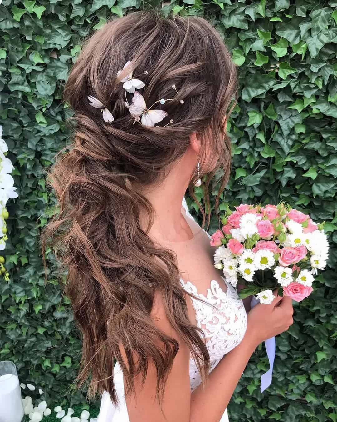 Messy Textured Ponytail