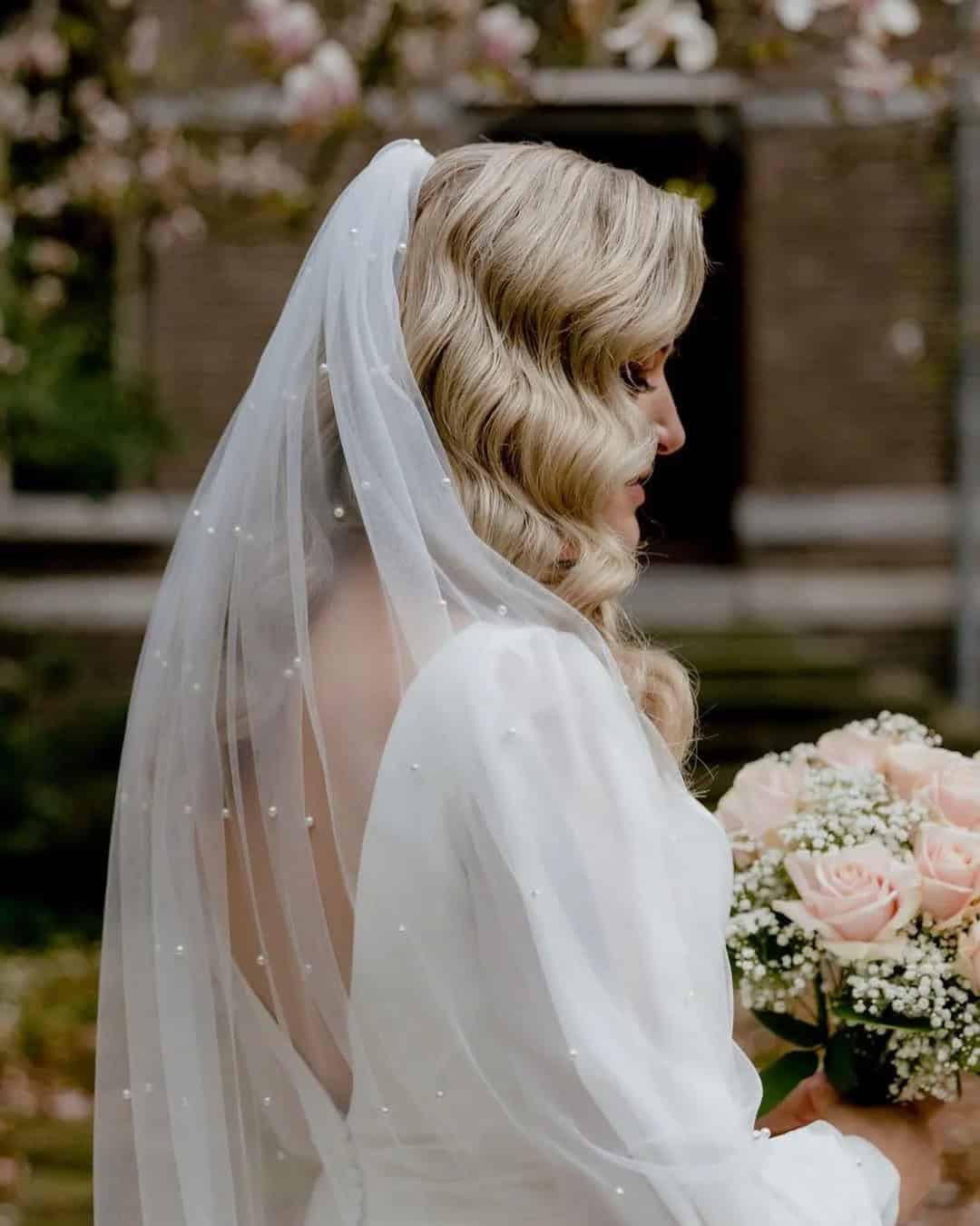 Hairstyle With Veil For Spring Brides