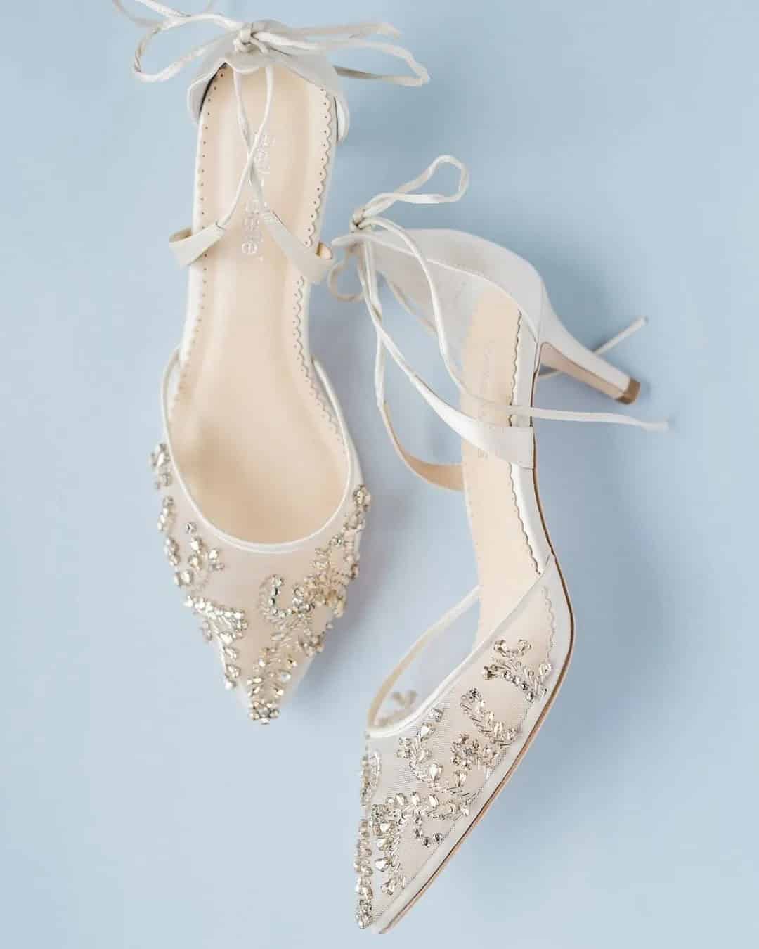 Lace Shoes With Crystals