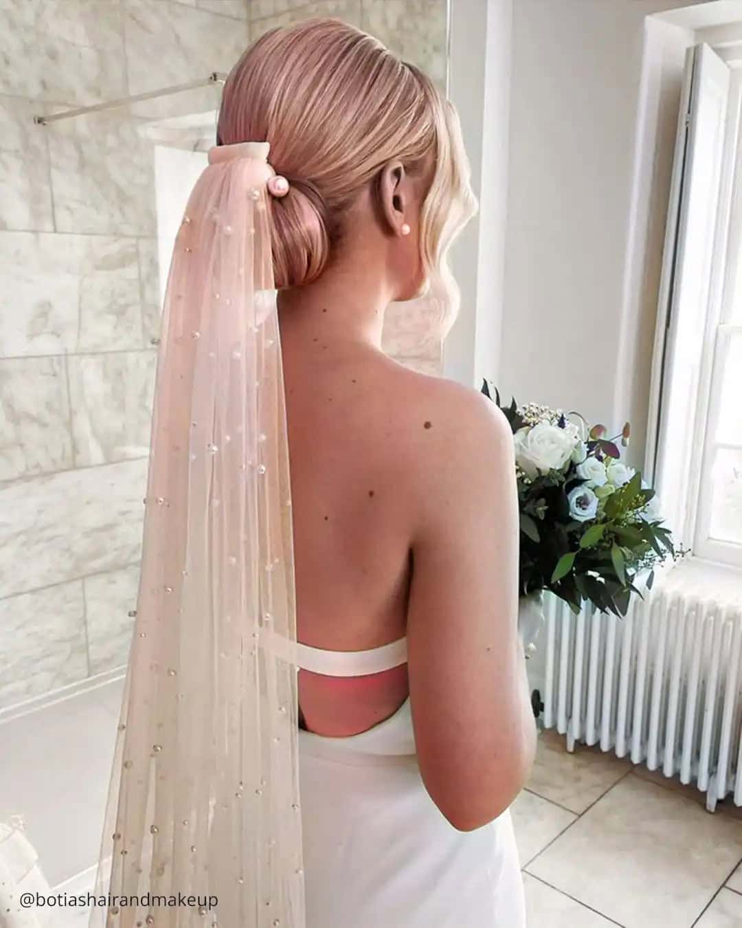 Classic Wedding Hairstyle with Veil