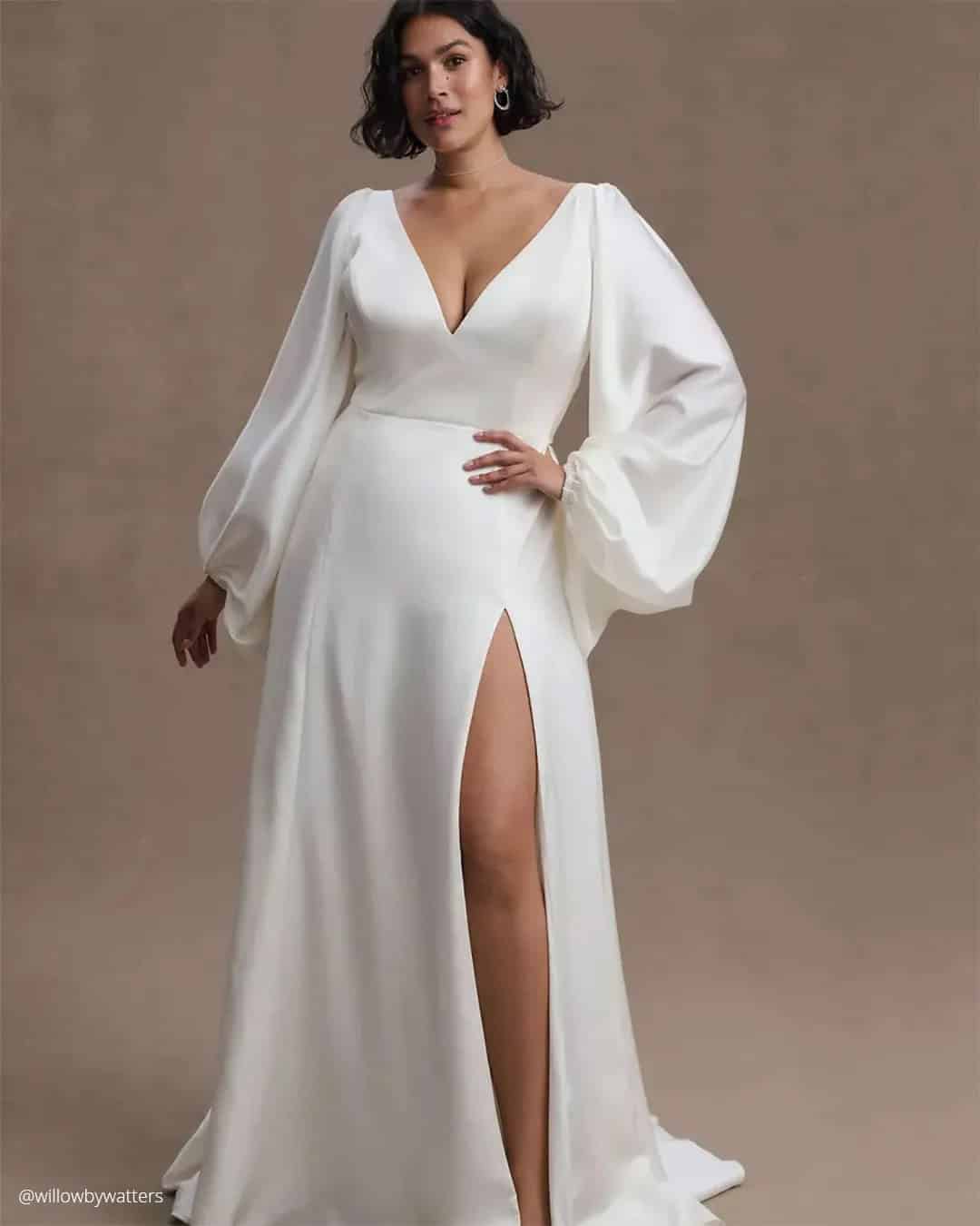 Simple Wedding Dresses With Sleeves Plus Size