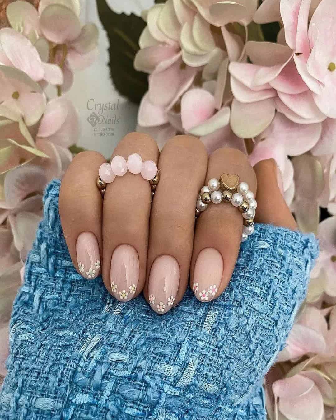 Short Almond Nails For Your Big Day