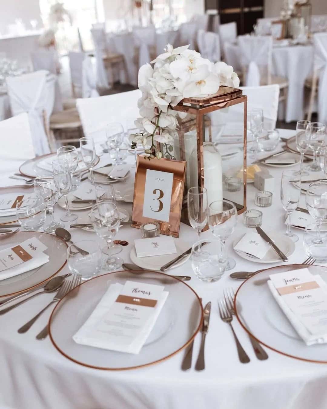 Minimalistic Reception Decor