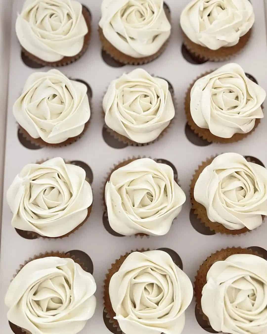 Chocolate And Ivory Wedding Cupcakes Ideas