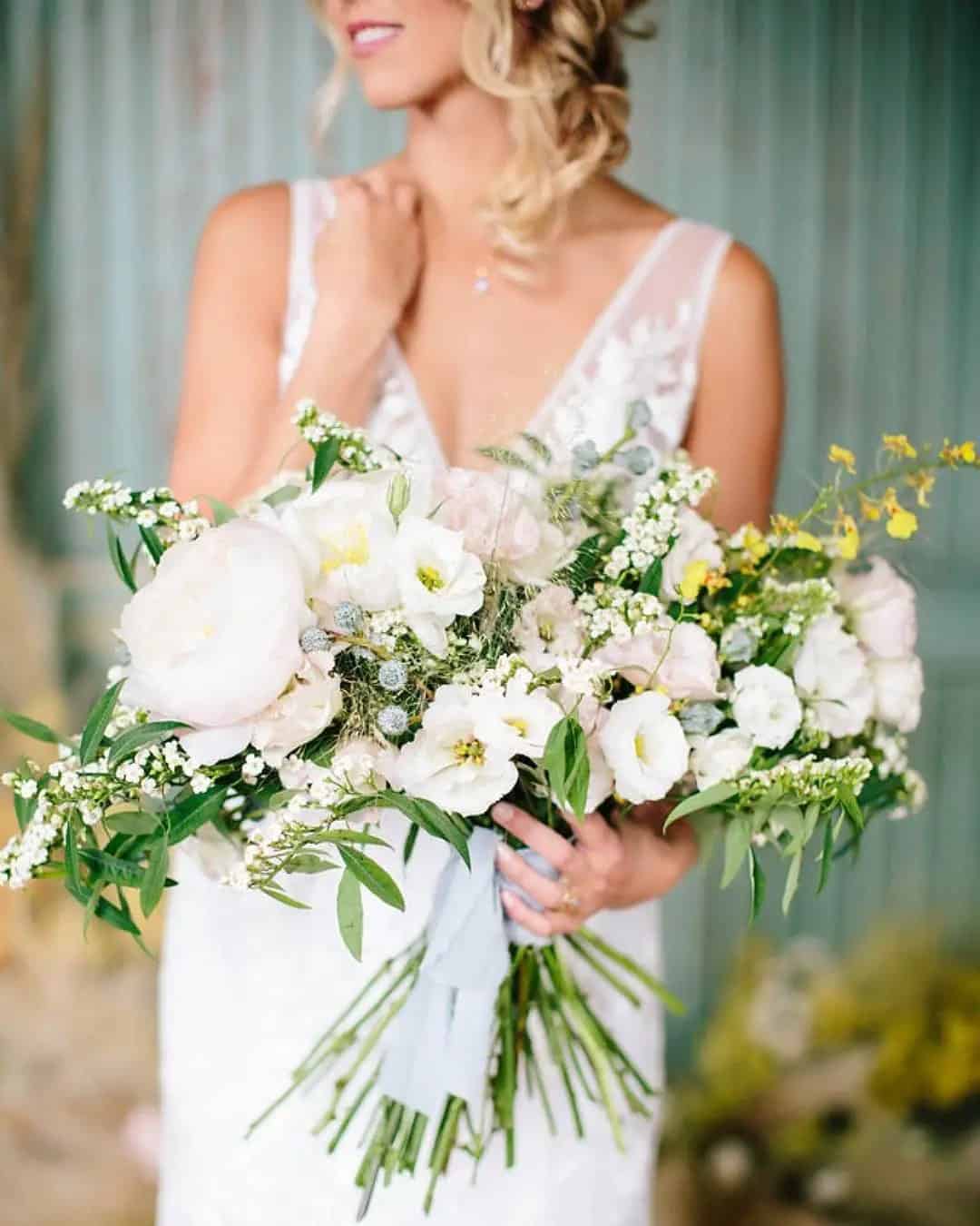 Beautiful White Wedding Bouquets