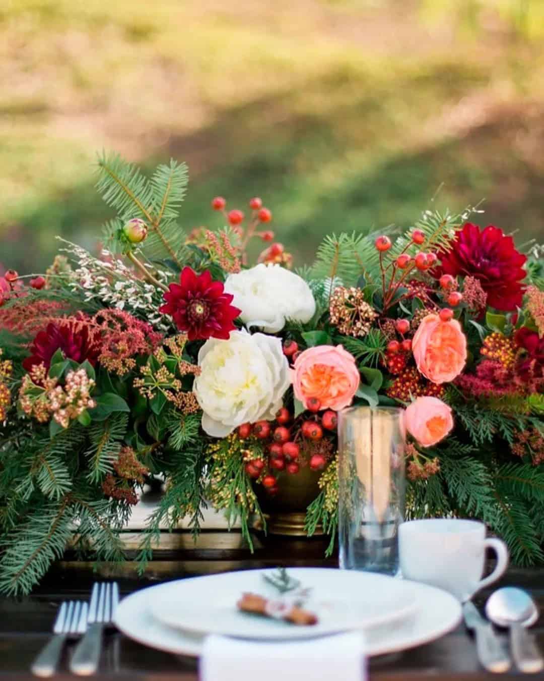 Berries Decor Ideas For Fall Wedding