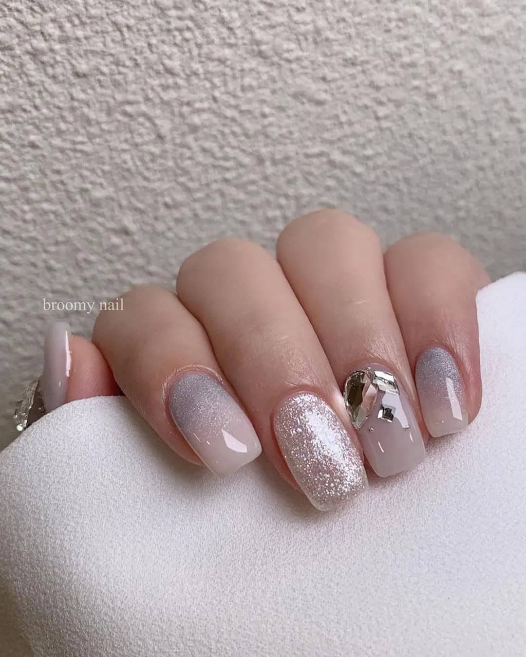 Rhinestone Wedding Nails