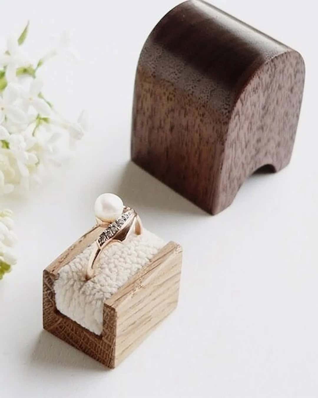 Eco-Friendly Engagement Ring Boxes