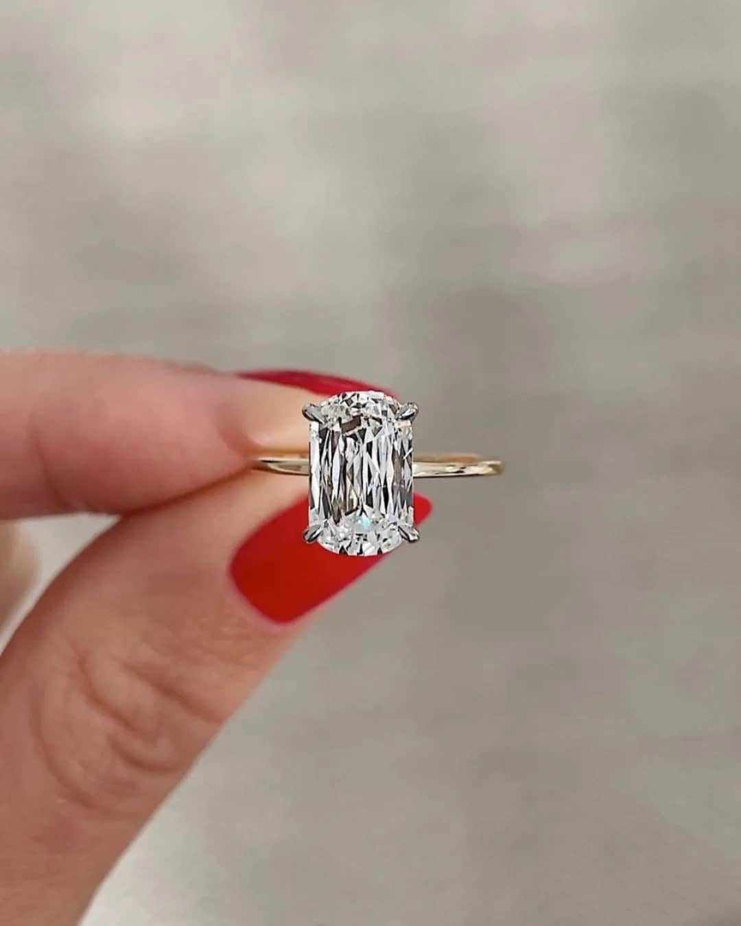 Asscher Cut Engagement Rings