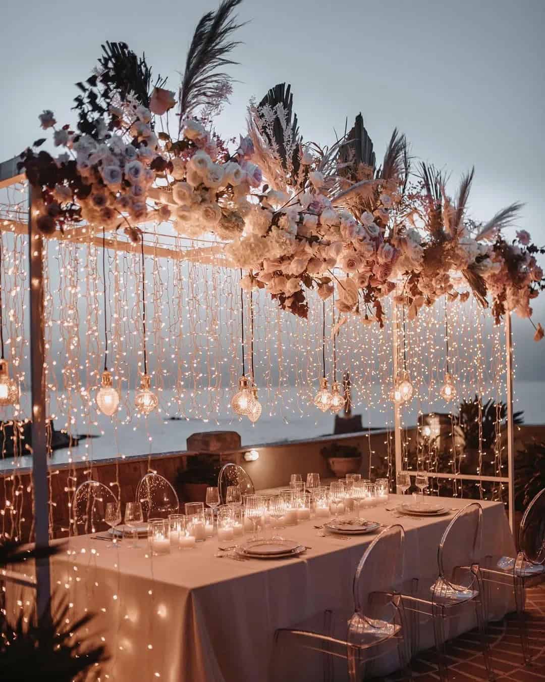 Trendy Wedding Lighting Ideas