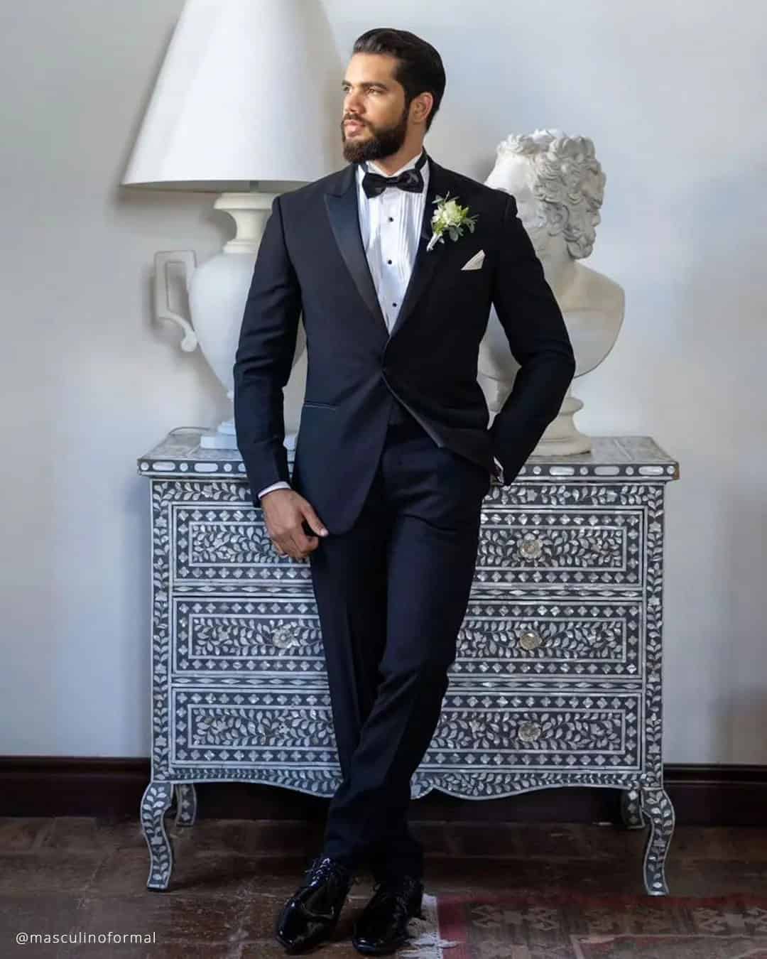 Elegant Mens Black Suits