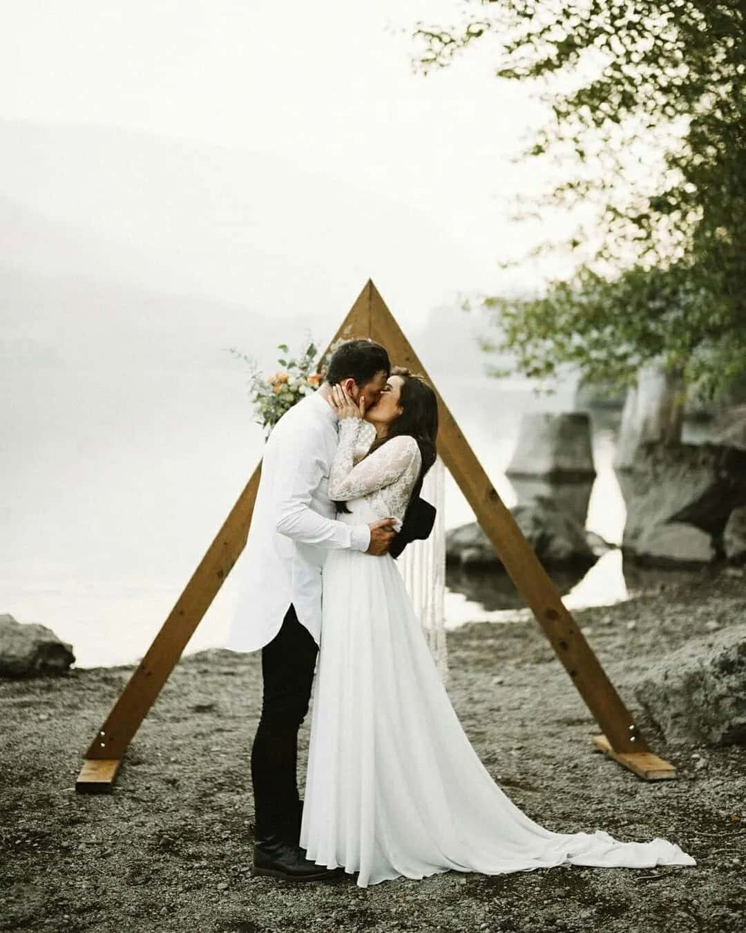 Minimalistic Wedding Arch