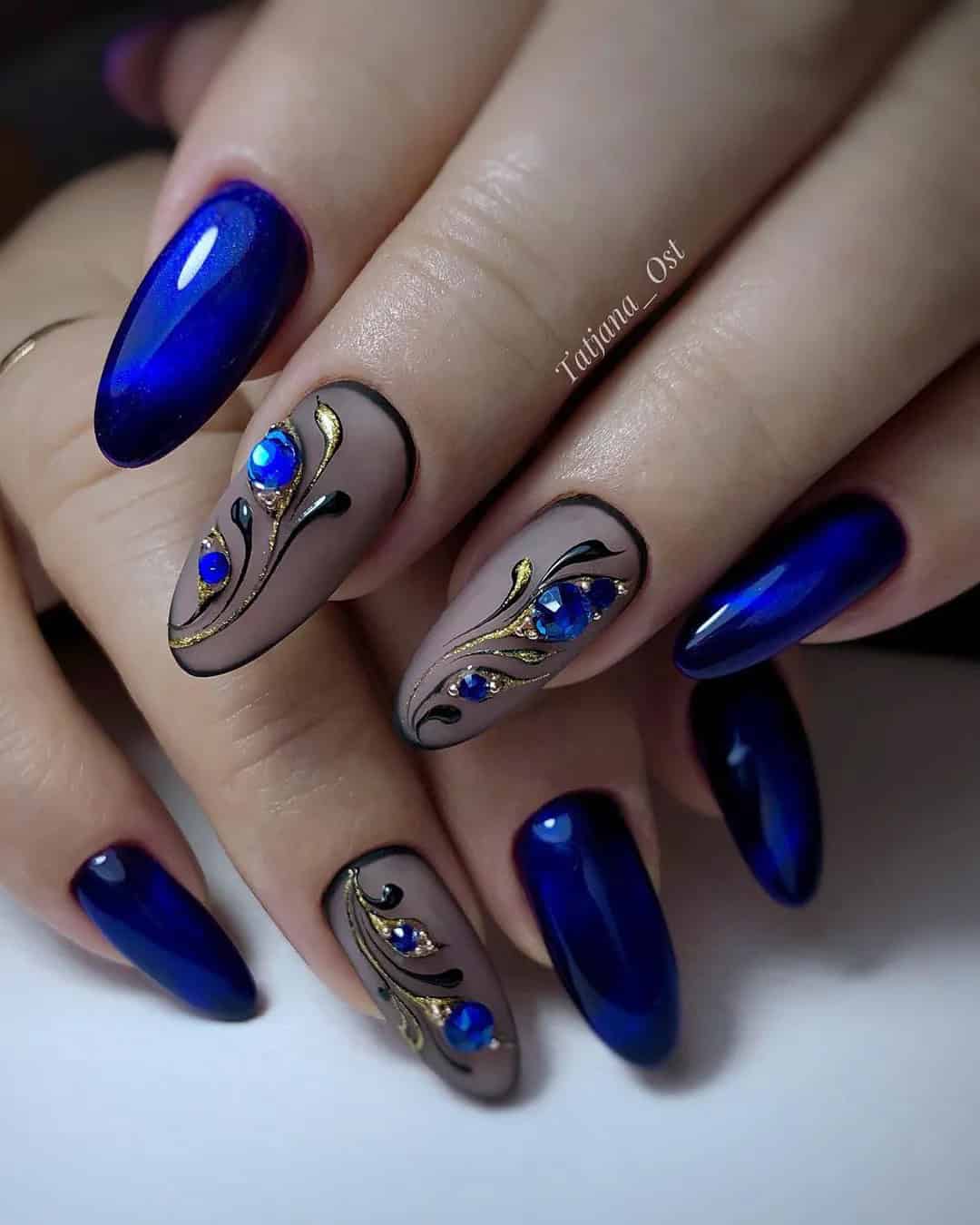 Navy Blue and Gold Wedding Nails