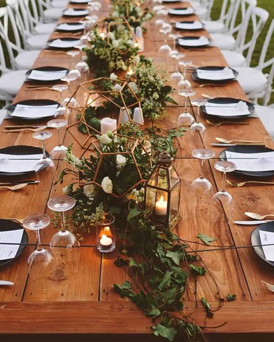 Rustic Wedding Table Decor