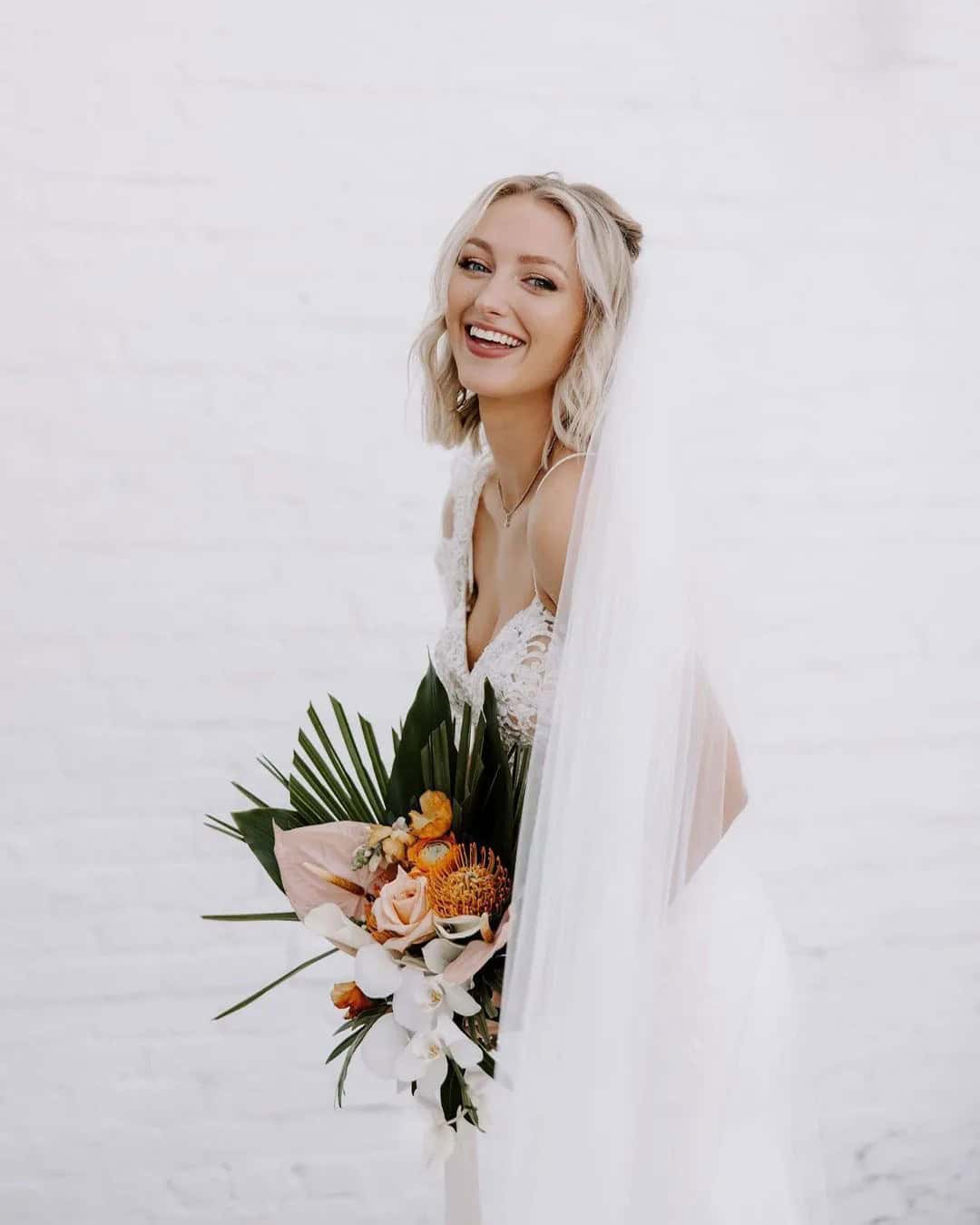 Beach Wedding Hairstyles With Veil