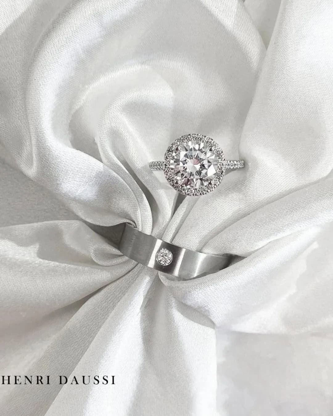 Diamond Halo Engagement Rings